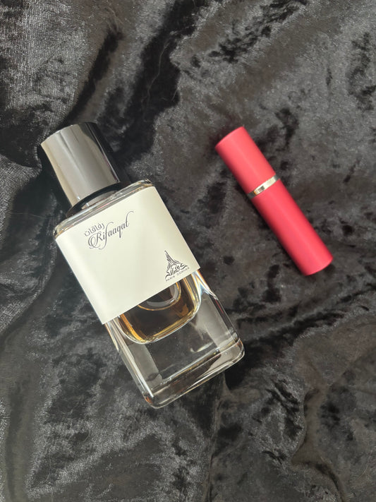 Rifaqaat 10ml decant sample perfume